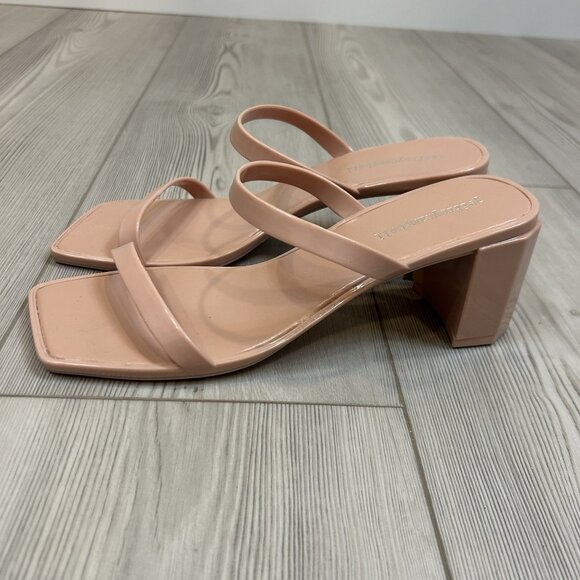 Jeffrey Campbell Size 9 Jamm Mule in Nude Beige Rubber 2” Heel Slip On - Picture 1 of 7